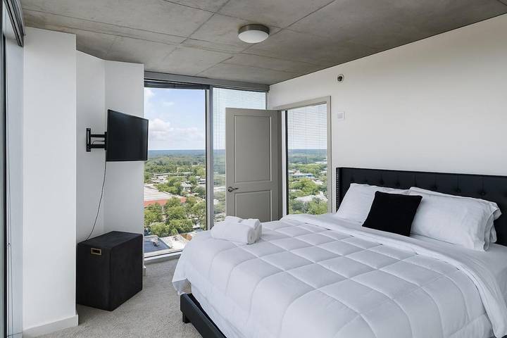 Appartement de vacances pour 3 personnes, avec piscine et jardin, animaux acceptés