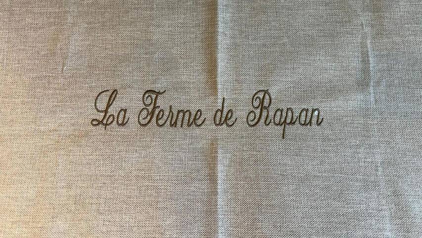 Gîte pour 3 personnes, avec piscine et jardin, animaux acceptés à Pérouges - 4