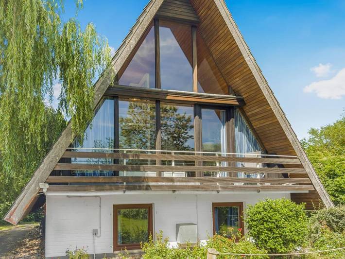 Ferienhaus für 6 Personen, mit Balkon und Terrasse sowie Garten und Sauna in Brodten