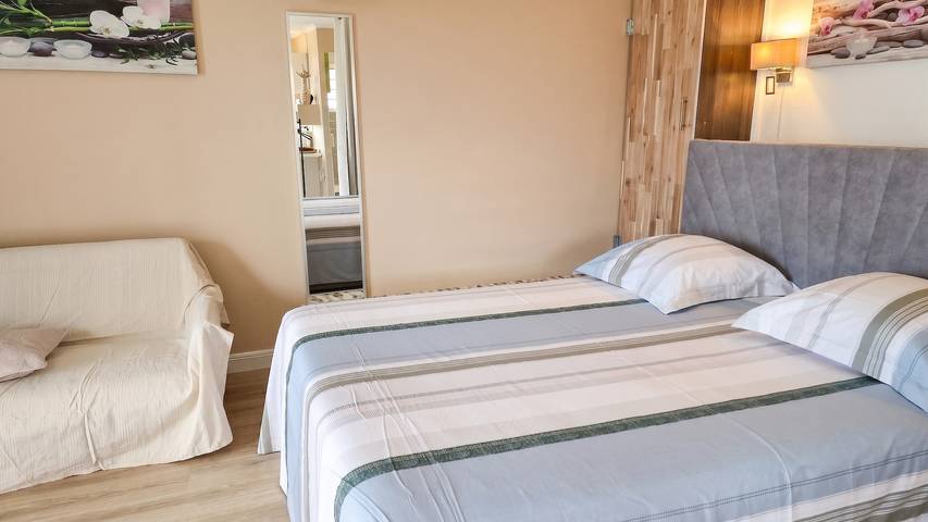 Ferienwohnung für 3 Personen, mit Terrasse und Garten - 1