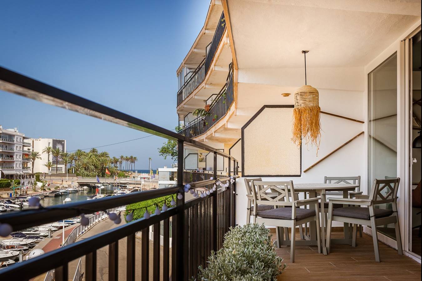 Apartamento vacacional entero, K-Navy Apartment by Nuka in Playa del Arenal, Jávea