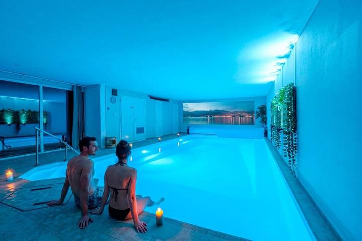 Maison de vacances pour 3 personnes, avec terrasse ainsi que piscine et jardin