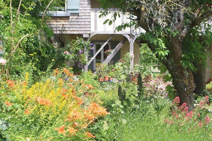 Location de vacances pour 4 personnes, avec jardin et terrasse à Fouchères - 4