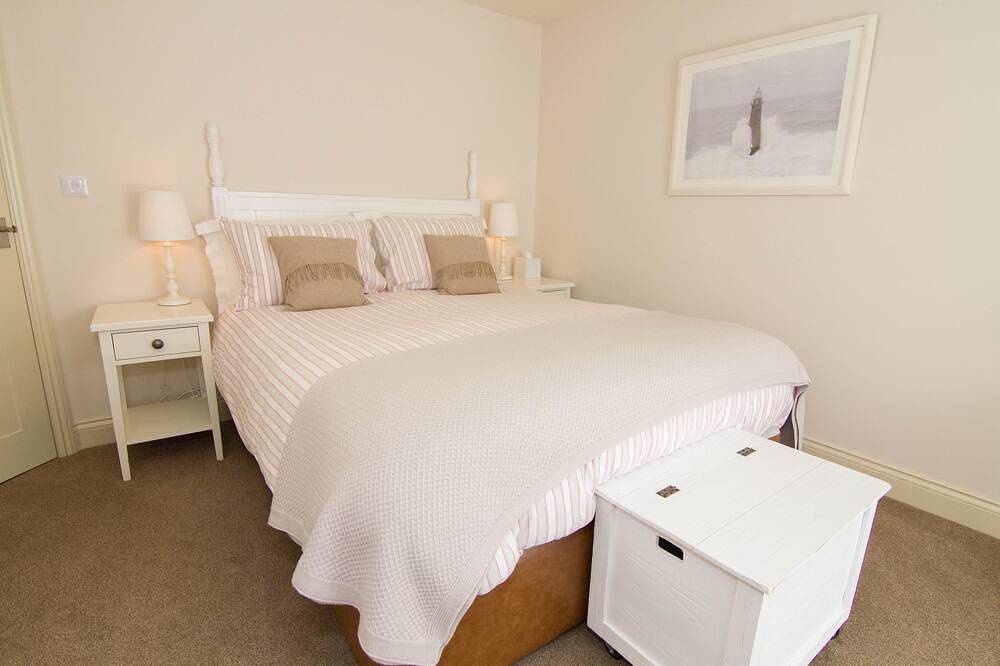 Neptune Cottage, Old Hunstanton, Norfolk in Old Hunstanton, Norfolk Coast