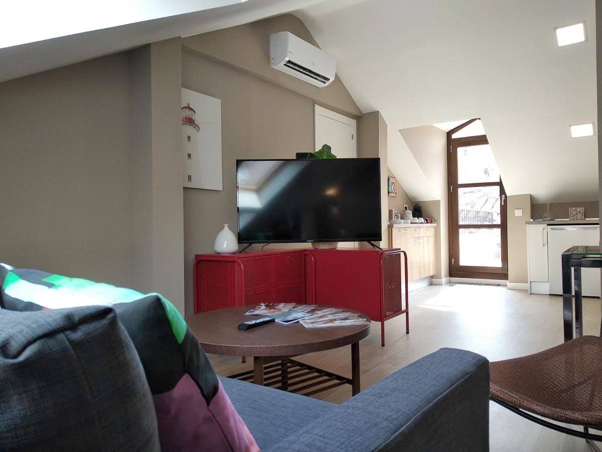 Apartamento entero, One-Bedroom Apartment in Alcalá de Henares, Provincia de Madrid