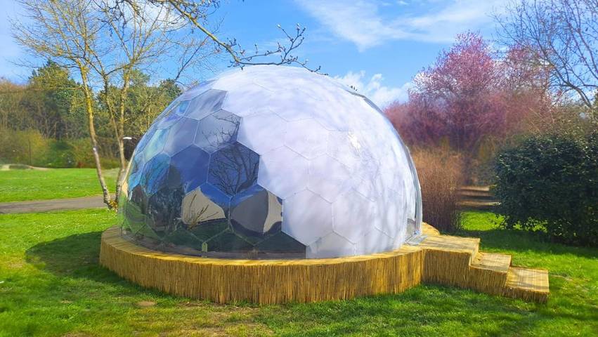 Camping pour 6 personnes, avec vue ainsi que piscine et jardin dans la Sarthe - 3