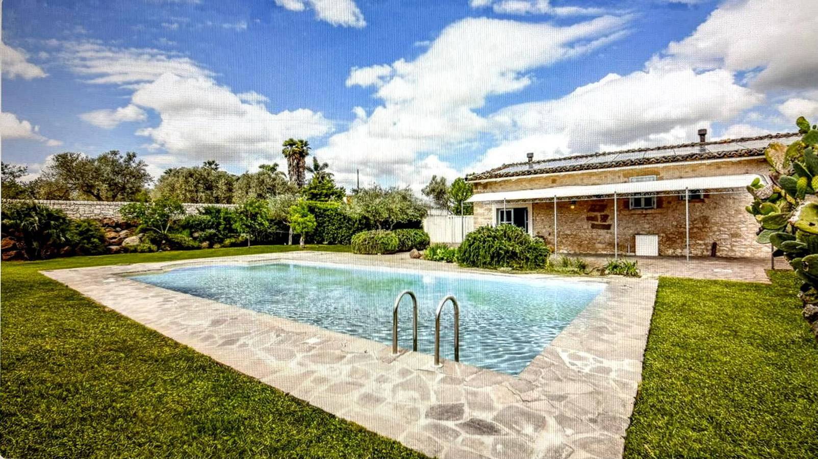 Casa Vacanza per 8 Persone in Chiaramonte Gulfi, Provincia di Ragusa