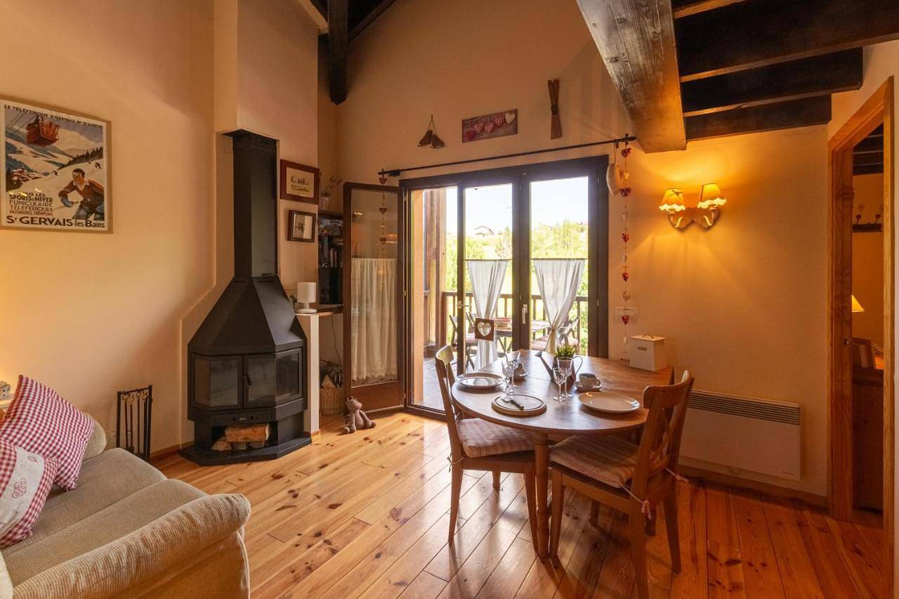 Appartement entier, Duplex la Solana in Err, Parc naturel régional des Pyrénées catalanes
