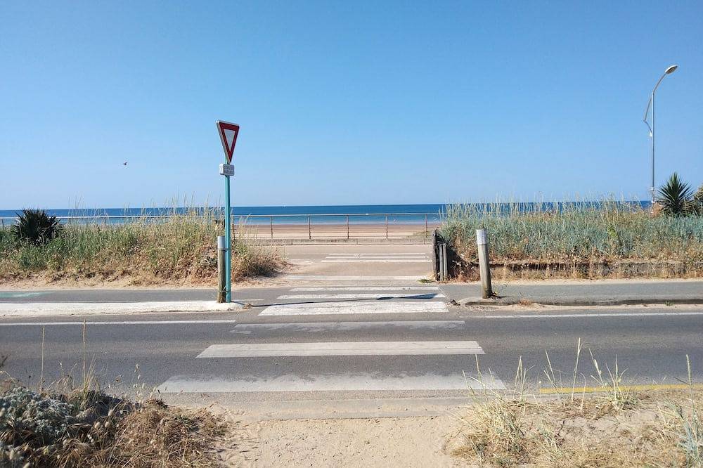 Appartement entier, Studio à deux pas  de la plage. in Saint-Jean-de-Monts, Vendée