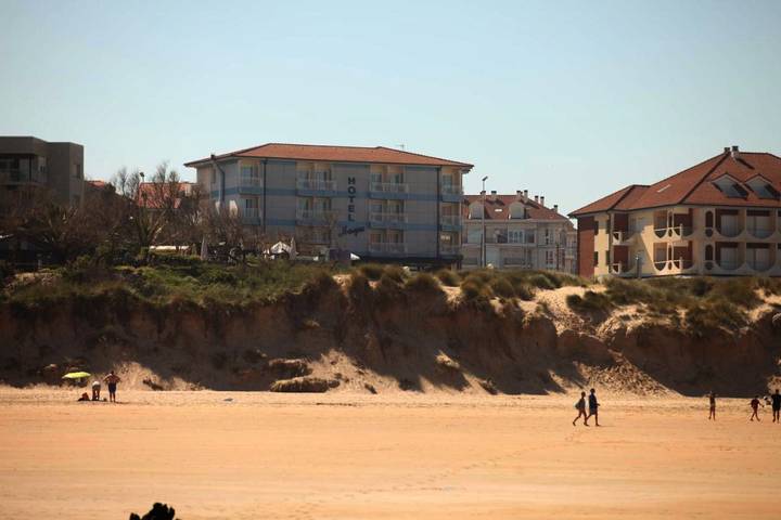 Hôtel pour 3 personnes, avec jardin et balcon