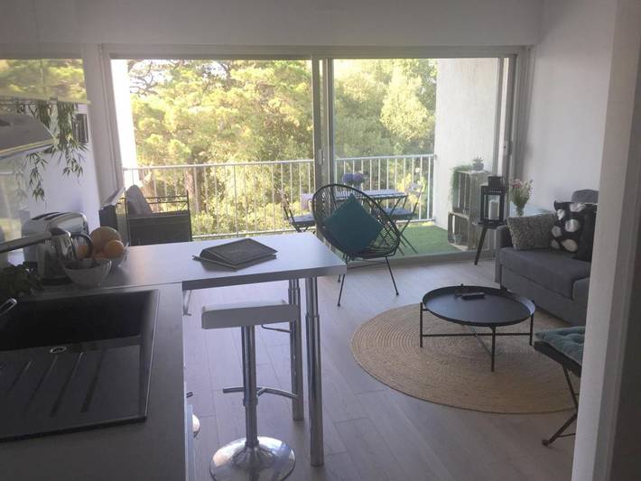 Gîte pour 2 personnes, avec balcon et vue dans Plage du Nau - 4