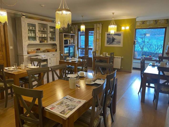 Casa de huéspuedes para 2 personas, con vistas además de jardín y terraza en Liébana - 3