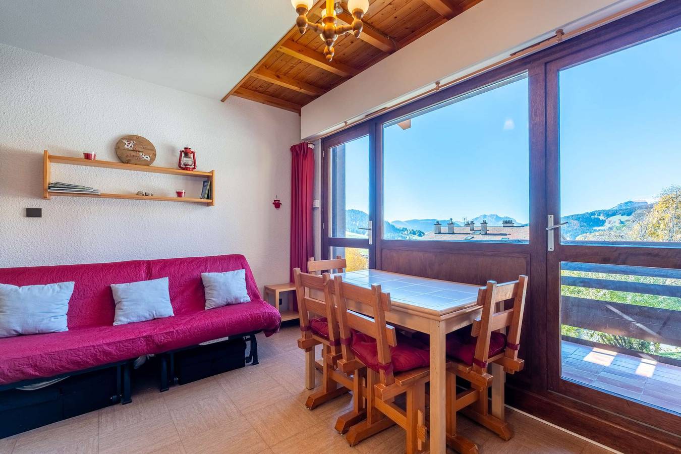 Appartamento intero, Lessy A : Duplex lumineux avec vue sur les montagnes in Chinaillon, Le Grand-Bornand