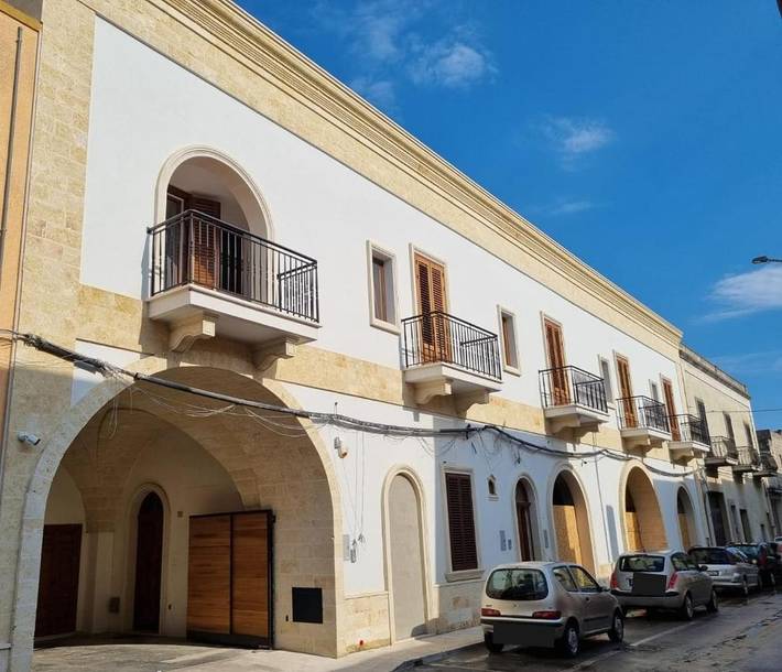 Location de vacances pour 3 personnes, avec Balcon ainsi que Terrasse et Vue à Erchie