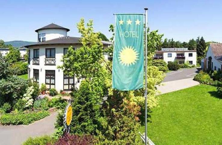 Hotel für 2 Personen, mit Terrasse und Garten in Oberursel (Taunus)