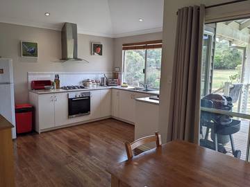 Holiday Home for 4 People in Perth, Western Australia, Photo 4