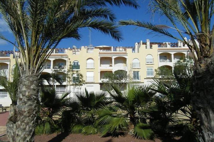 Gîte pour 4 personnes, avec balcon dans Puerto de Mazarrón