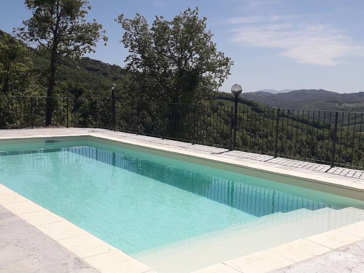 Casa vacanza per 11 persone, con Balcone/Terrazza e Piscina a Carpegna
