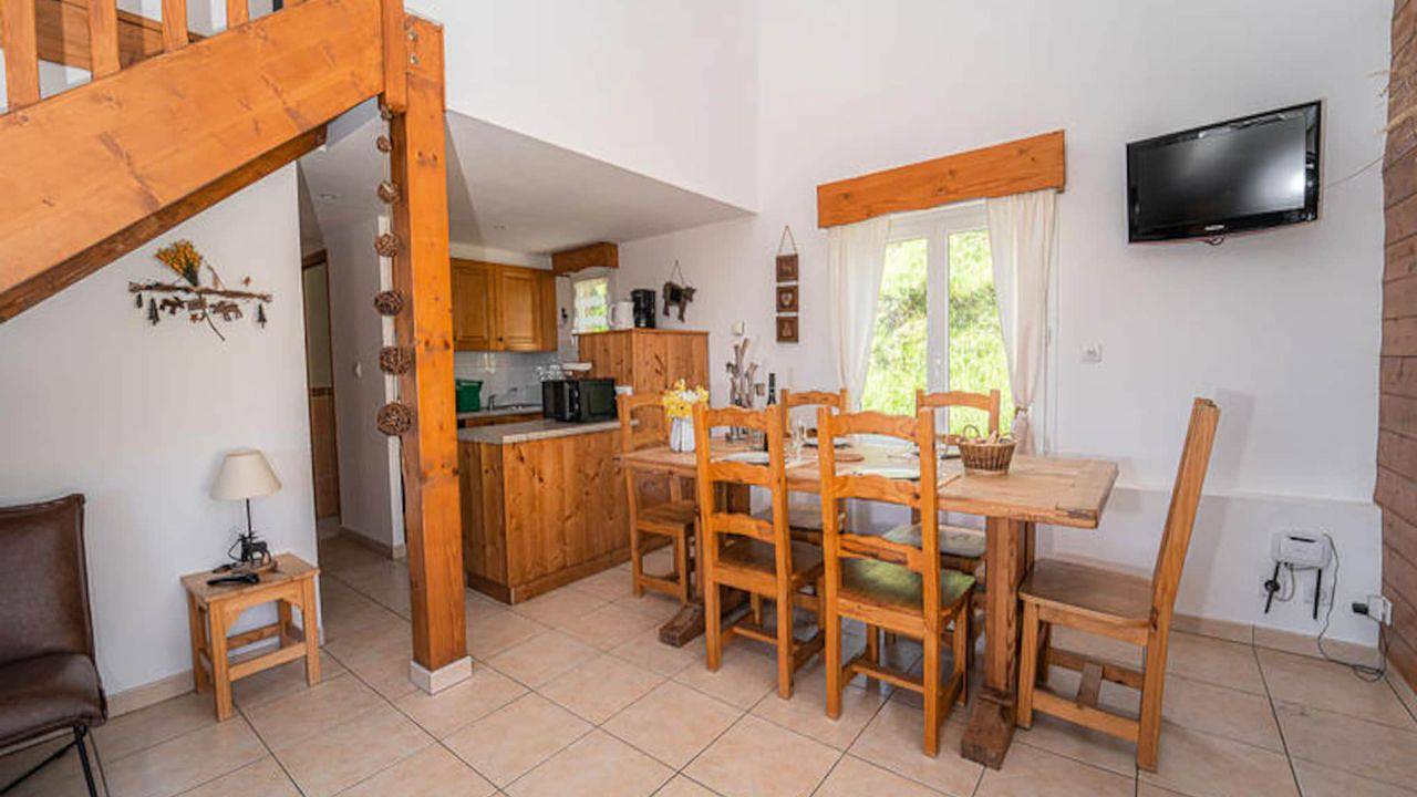 Apartamento vacacional entero, Apartamento moderno con comodidades in Peyre-en-Aubrac, Región de Mende