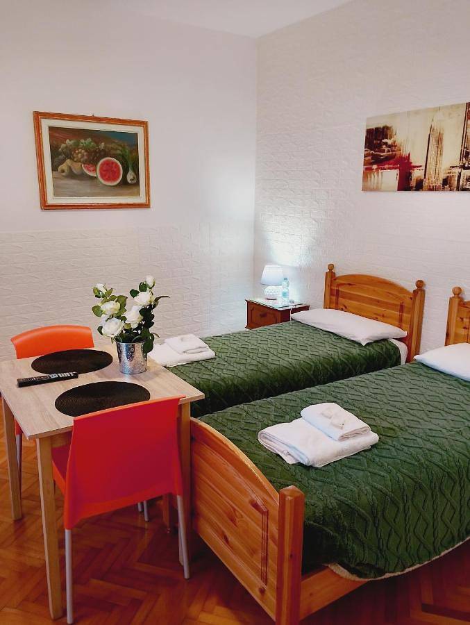 Ferienwohnung für 4 Personen, mit Ausblick und Balkon in Mori