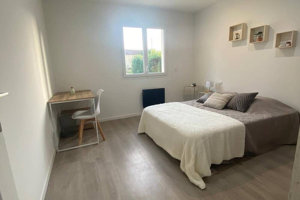Maison spacieuse et conviviale avec 4 chambres, à 10 mn du centre ville d'Albi, in Lescure-d'Albigeois, Région d'Albi