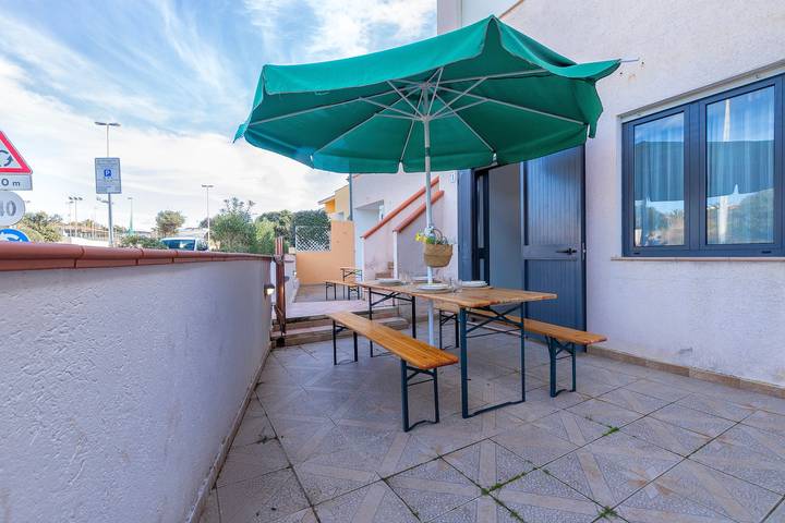 Ferielejlighed for 6 personer, husdyr tilladt i Sardinien