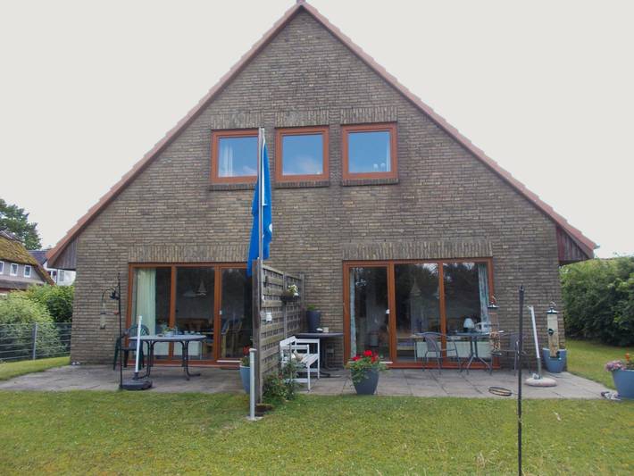Ferienwohnung für 4 Personen, mit Terrasse und Garten in Kronsgaard