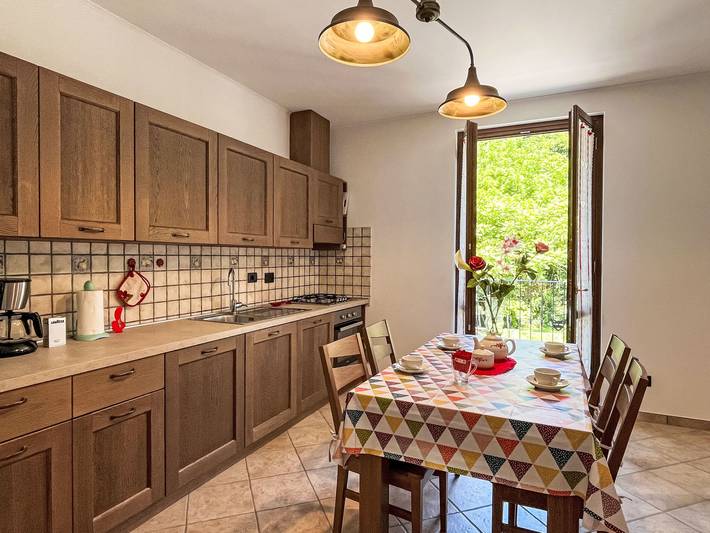 Ferienwohnung für 5 Personen, mit Balkon und Terrasse sowie Garten und Ausblick in Savona - 2