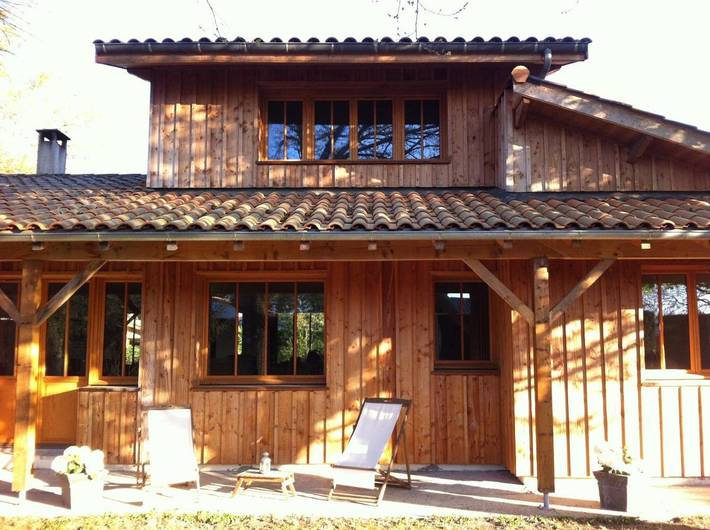 Cottage pour 2 personnes, avec vue ainsi que piscine et terrasse à Saint-Jean-d'Illac