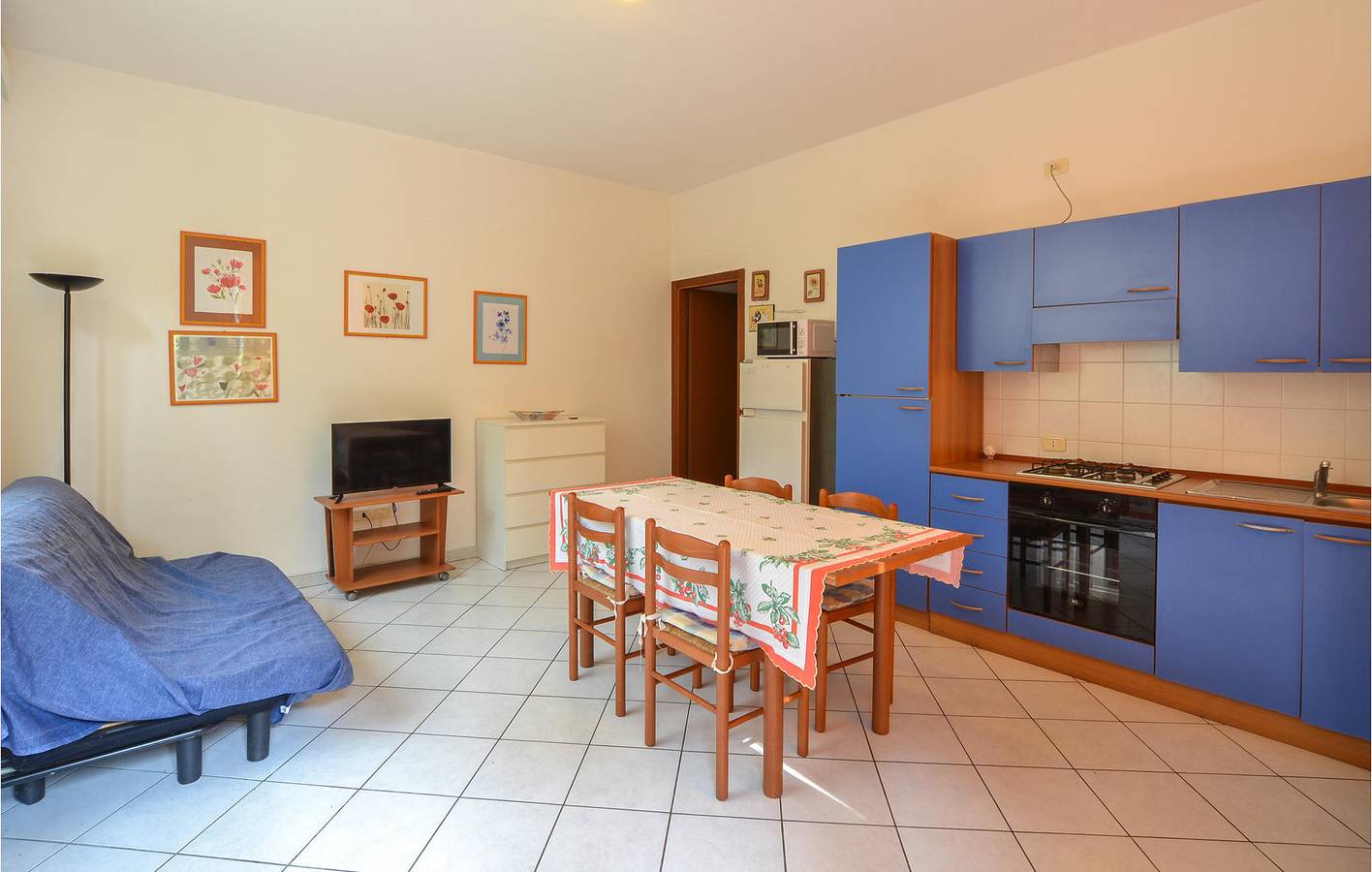 Ganze Ferienwohnung, Apartment am Pool mit WiFi, Parkplatz und AC - 2 km vom Strand entfernt in Rosolina, Rovigo Provinz