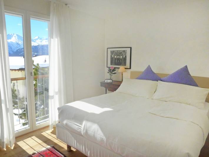 Ferienwohnung für 4 Personen, mit Balkon und Terrasse sowie Garten in Samedan - 4