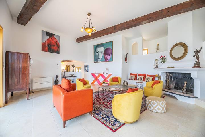 Villa pour 12 personnes, avec Terrasse ainsi que Jardin et Piscine dans Porticcio