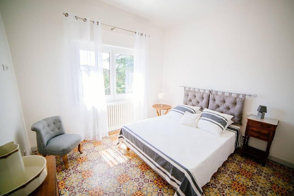 Découverte Corbières, Pays Cathare, gîte climatisé proche Méditerranée, Rivières in Lézignan-Corbières, Région de Narbonne