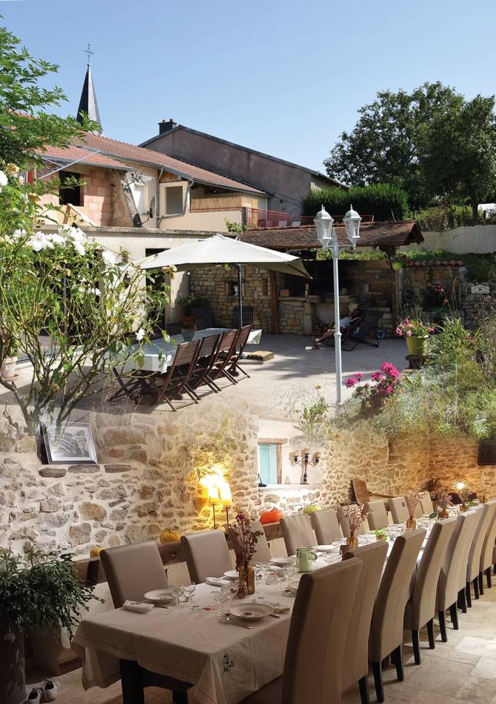 Gîte pour 14 personnes, avec jardin et terrasse, animaux acceptés à Saint-Paul (Vosges)