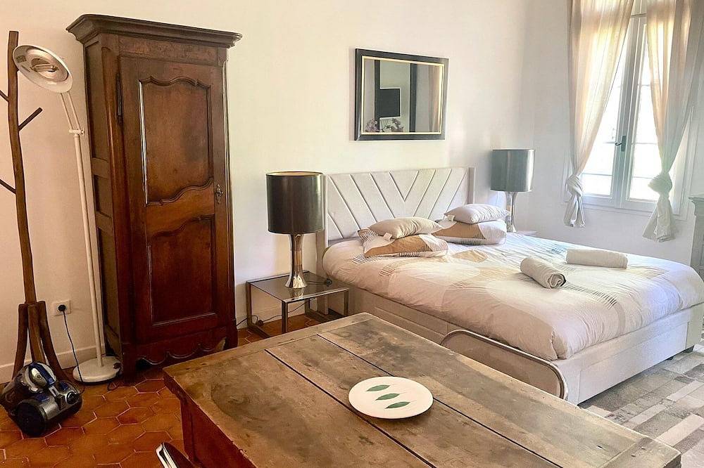 Appartement entier, Le 100% Uzès, charme en plein centre historique in Uzès, Région de Nîmes
