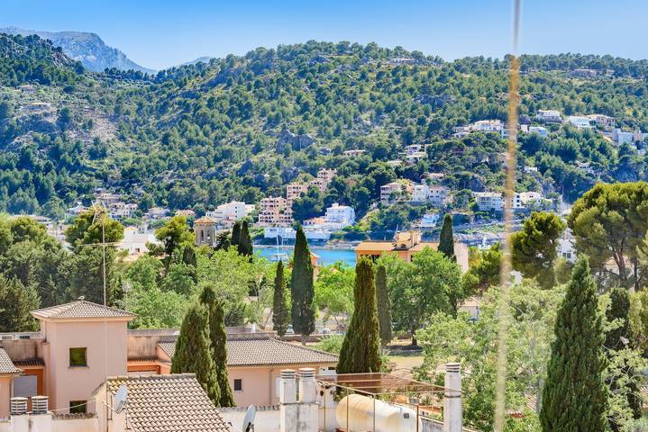 Apartamento inteiro, Fantástico Apartamento "Puerto Rico Port de Sóller" com Vista Montanha, Terraço e Wi-Fi in Port de Sóller, Sóller