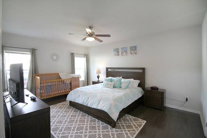 Vacation rental for 12 people, with terrace and yard in Delaware