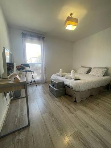 Gîte pour 4 personnes, avec terrasse à Vémars
