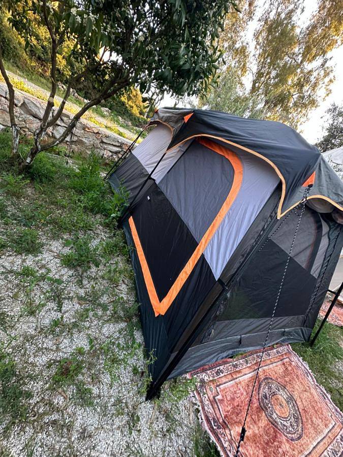 Garden Lake Camping in Ksamil, Wlora
