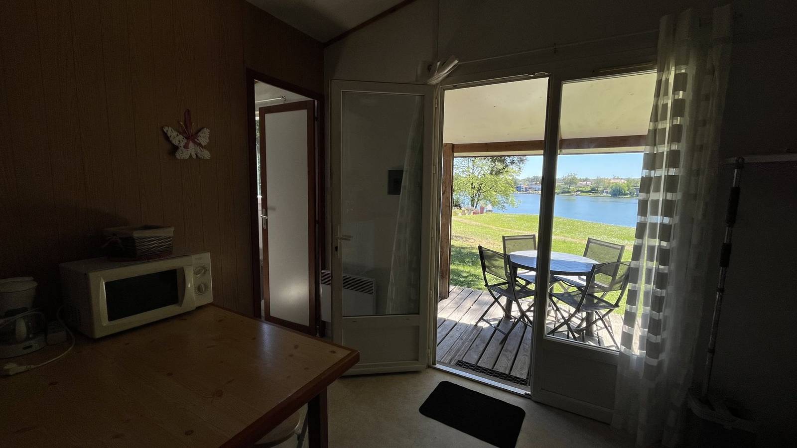 Chalets au bord de l’eau, proche d’Albi in Rivières, Région d'Albi
