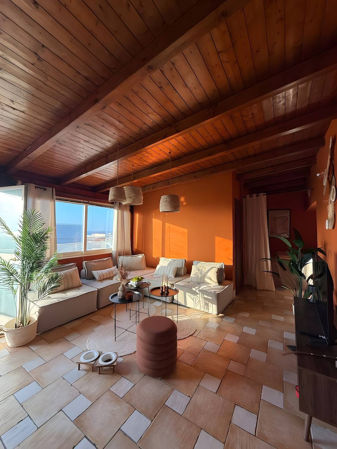 Apartamento entero, Ático 'Sunset Penthouse' con vistas al mar, Wi-Fi y aire acondicionado in Balestrate, Provincia de Palermo