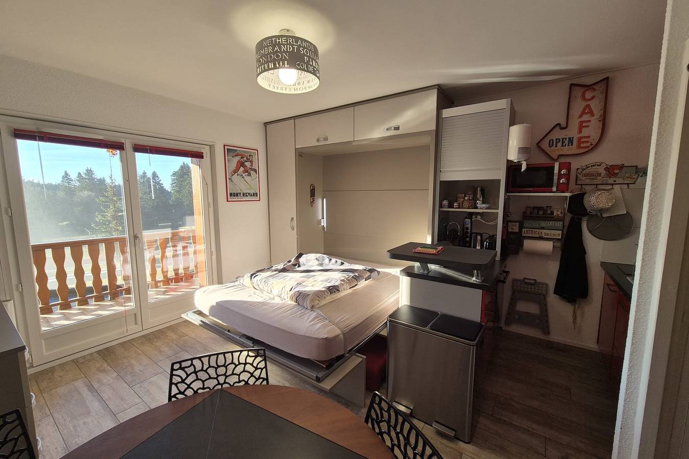 Geheel appartement, Vakantieappartement voor 4 personen met terras in Le Revard, Les Déserts