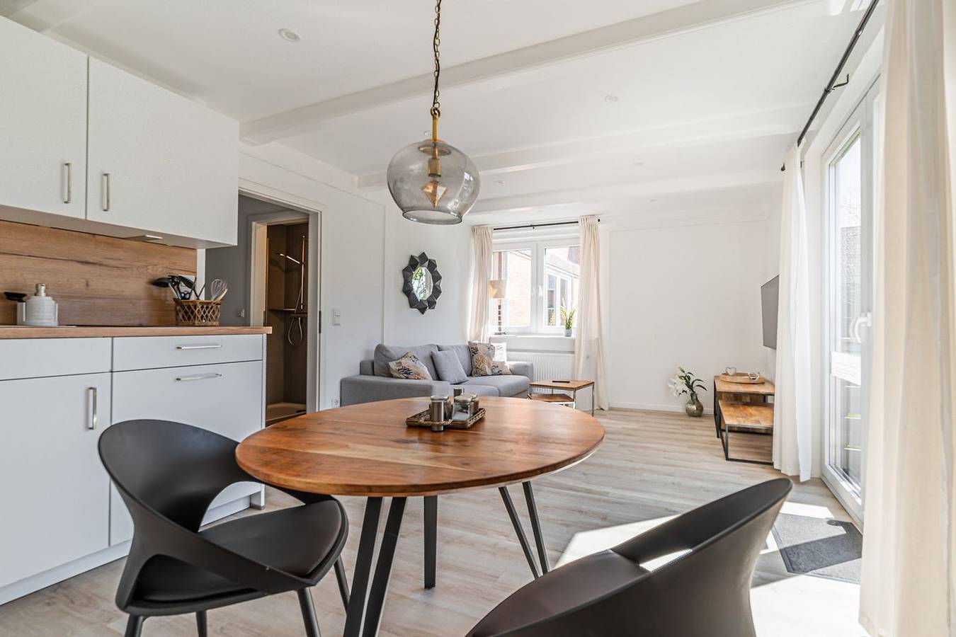 Ganze Wohnung, Ferienwohnung "Nordseeheimat" mit Balkon für entspannte Auszeiten in Nordfriesische Inseln (Schleswig-Holstein) (Schleswig-Holstein), Pellworm