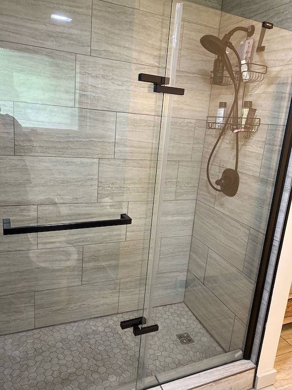 Escape to Birch Narrows Cottage on The Whitefish Chain/Includes Guest Cabin in Crosslake, Crow Wing County