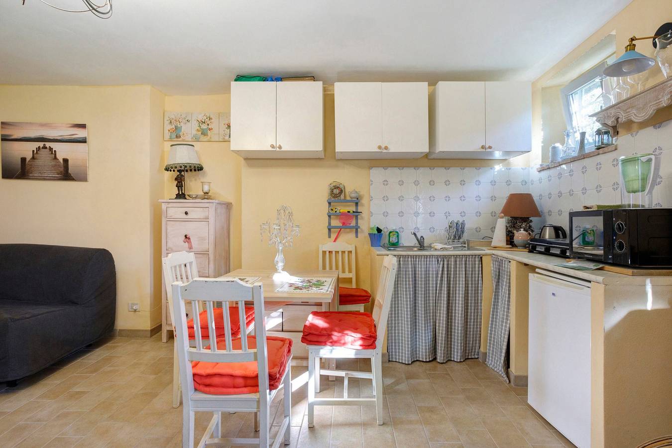 Appartamento intero, Appartamento 'La Casina' con Terrazza Privata e Wi-Fi in Camaiore (Toscana), Riviera Toscana