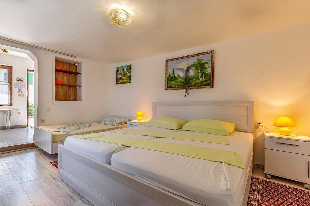 Jolie maison de 2 chambres à Premantura in Premantura, Côte Sud d'Istrie