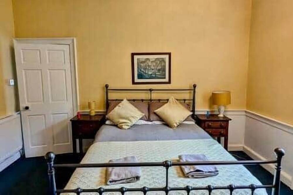 Charming 1700s Country Cottage on a Private Estate in Stirling, Stirling und Umgebung