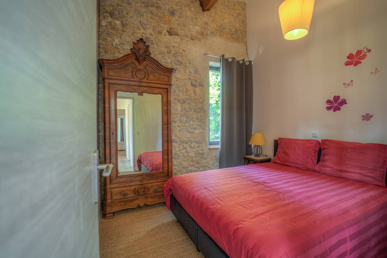 Appartement entier, Gîte Aznavour in Pennautier, Région de Carcassonne