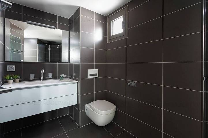 Gîte pour 4 personnes, avec terrasse dans Palais Des Festivals Et Des Congres - 3