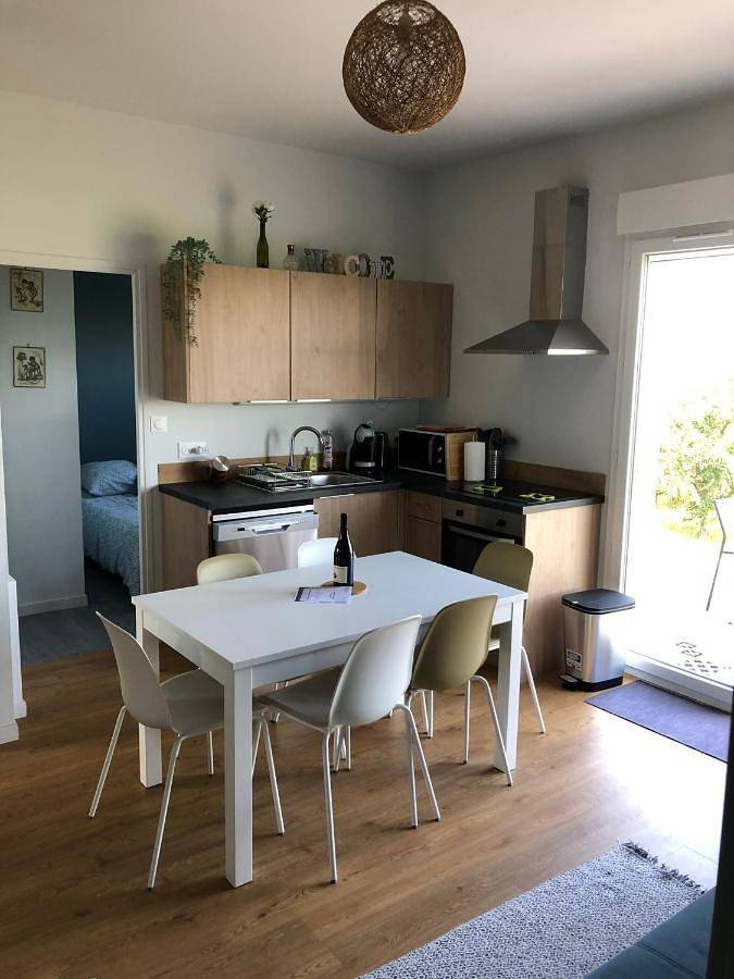 Gîte pour 6 personnes, avec terrasse ainsi que jardin et vue à Villié-Morgon